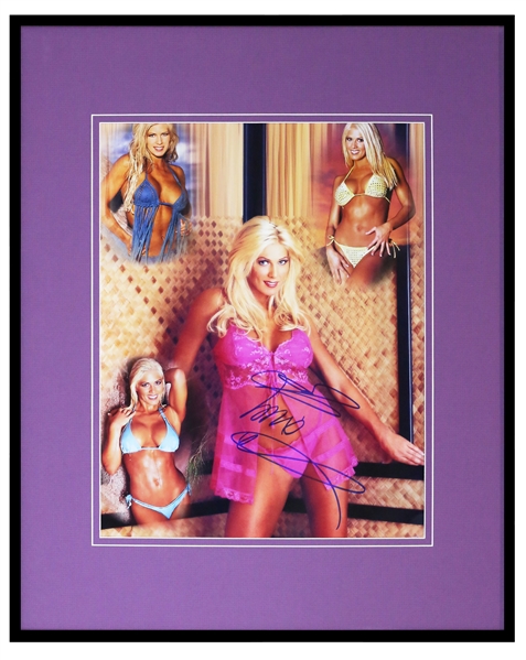 Torrie Wilson Signed Framed 16x20 Photo Display